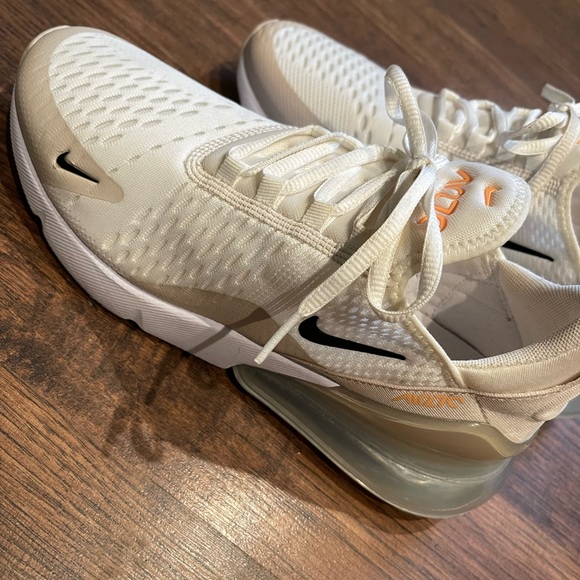 Nike Air Max 270 in rare sold out Summit White Desert Sand color
Size 8 wmn - Picture 4 of 7